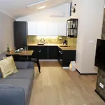 아파트 Tiny House Utulno 트로야노비체