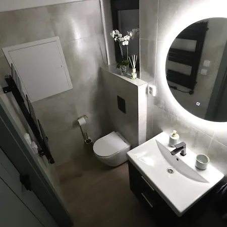 Tiny House Utulno * トロヤノヴィツェ