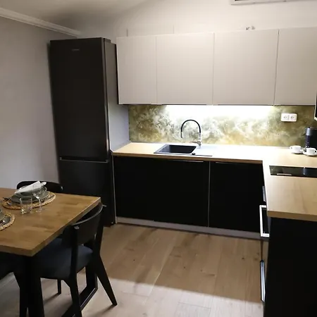Apartment Tiny House Utulno